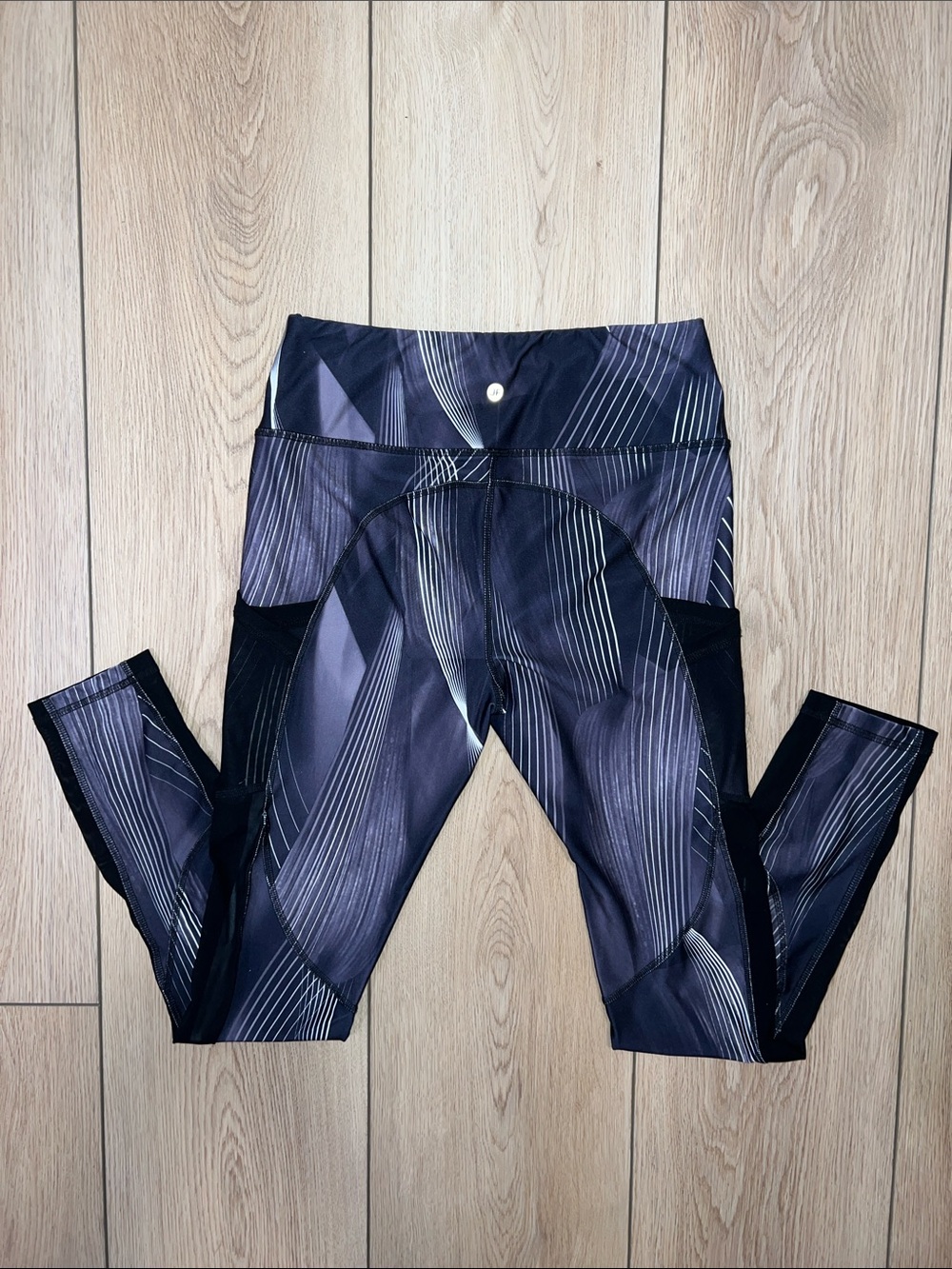 Joe Fresh Black Leggings with White Pinstripes - Picture 7 of 13